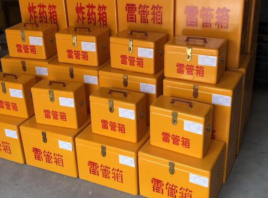 石屏玻璃钢雷管箱的使用寿命一般是多少？